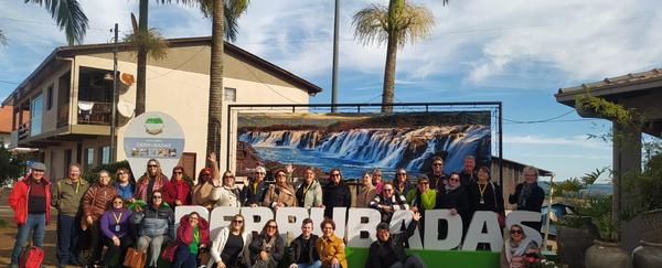 Grupo na entrada do Salto do Yucumã, em Derrubadas, em junho de 2024.
