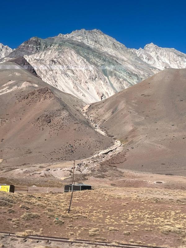 Travessia da cordilheira dos Andes, no Grand Tour Andino de maio de 2026