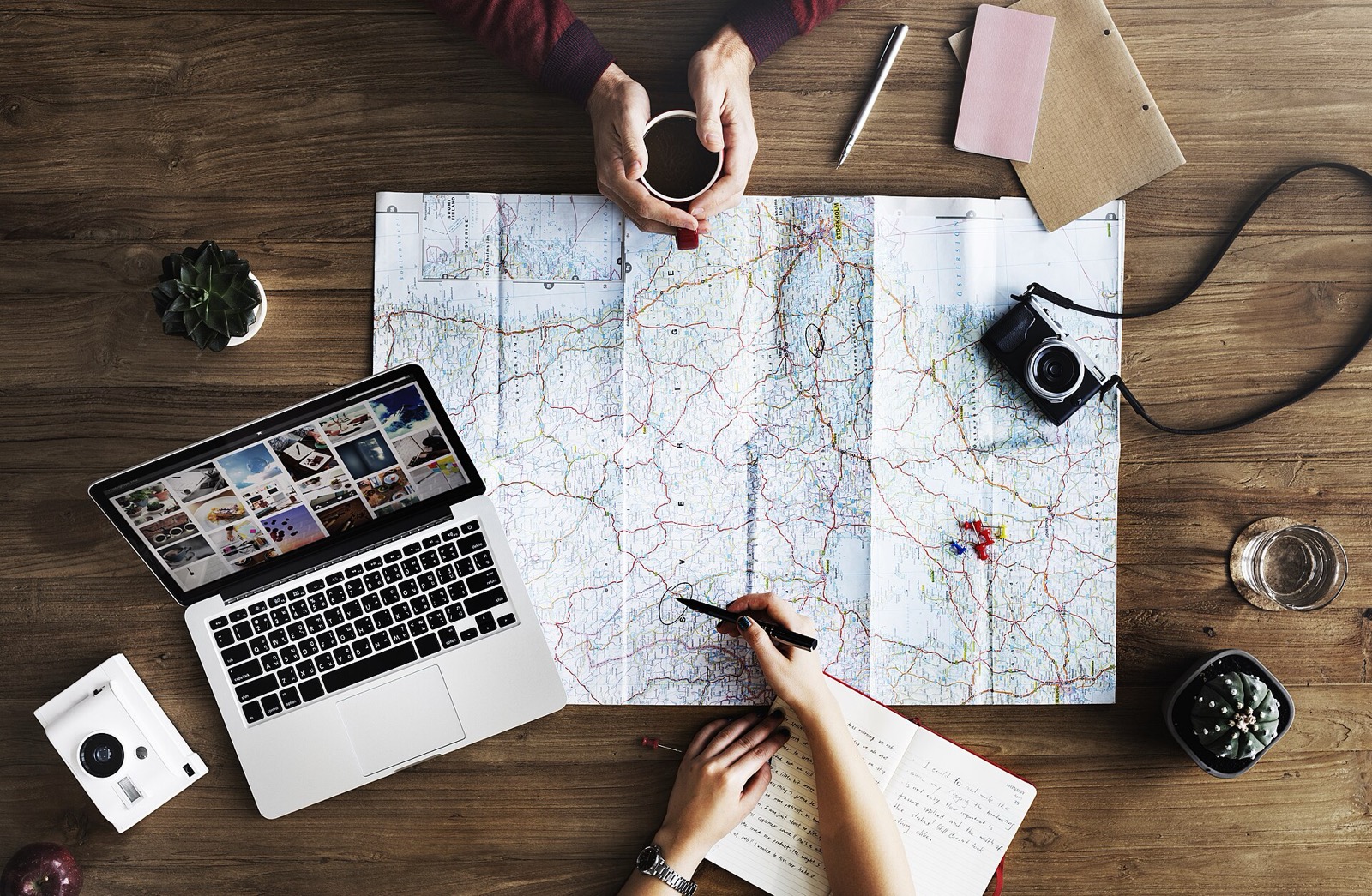 Como pagar a sua viagem: sinal de 10%, parcelamento e PIX