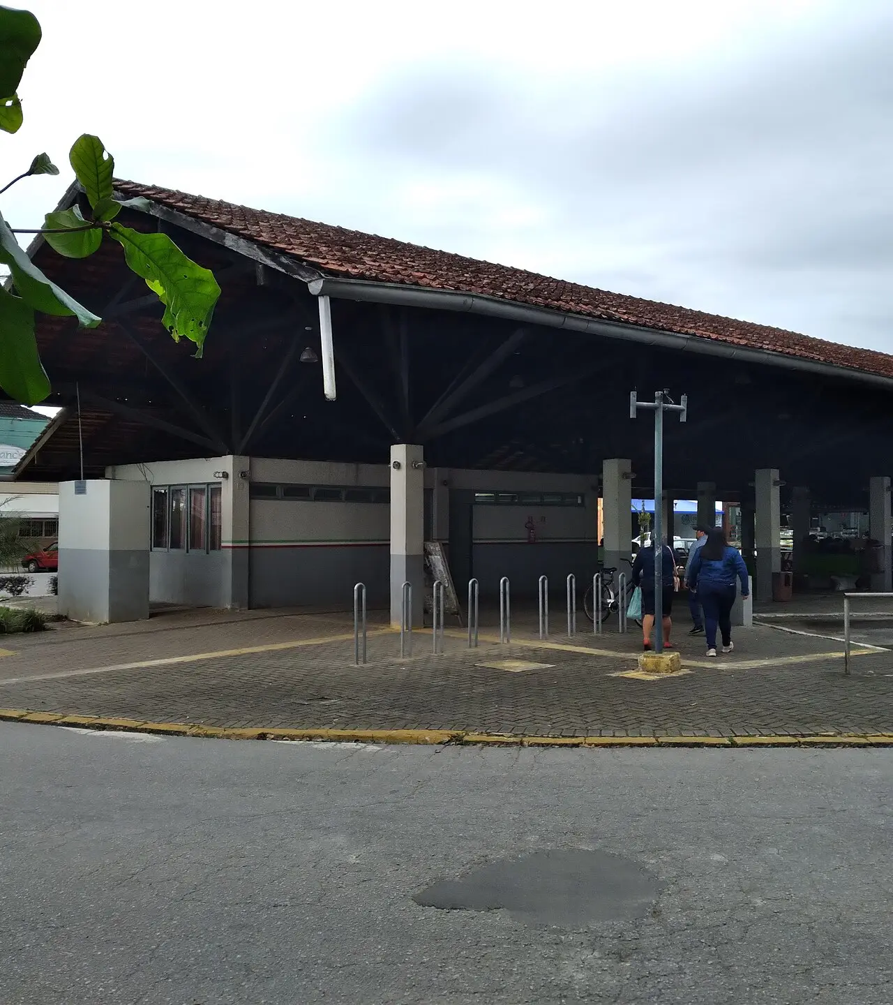 Abril 2027: Curitiba, Morretes e Ilha do Mel